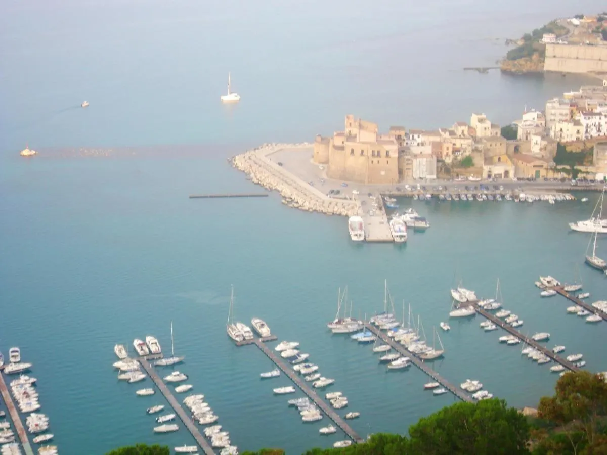Comfortable House With Garden In Castellammare Del Golfo Italy